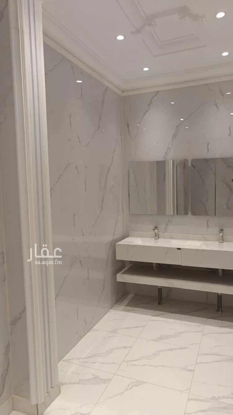 فيلا للإيجار في شارع الحريق, حي الملقا, مدينة الرياض, منطقة الرياض 8
