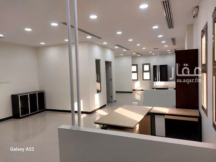 مكتب تجاري للإيجار في شارع الامير سعود ابن عبدالله ابن جلوي, حي العارض, مدينة الرياض, منطقة الرياض 13