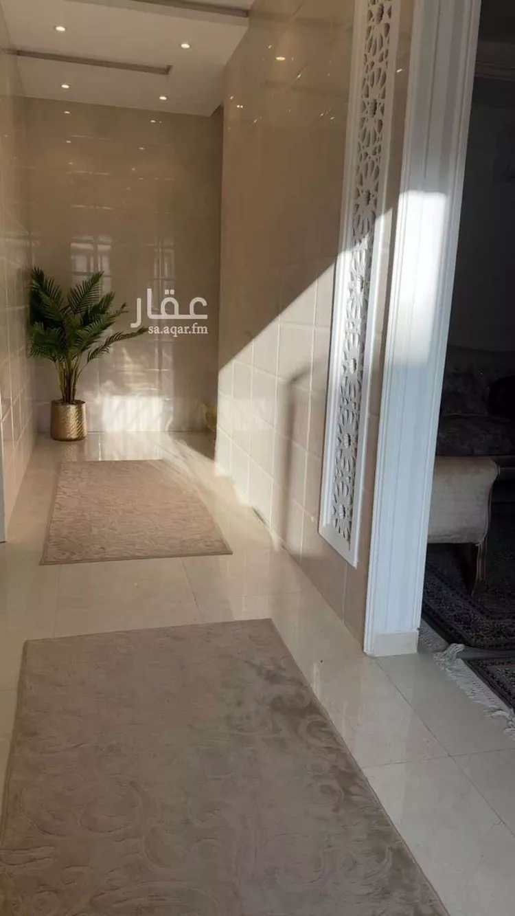 فيلا للبيع في شارع بسر بن الحضرمي ، حي المهدية ، الرياض ، منطقة الرياض صورة 2