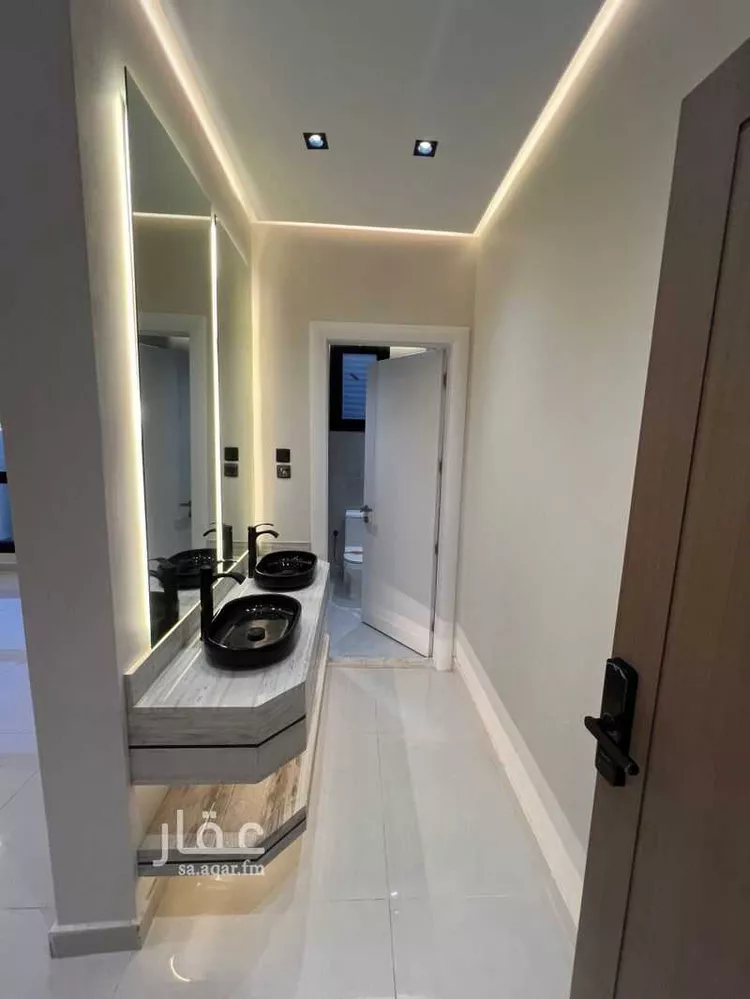 شقة للبيع في شارع عبيدالله ابن حفص ابن انس ، حي شوران ، المدينة المنورة ، منطقة المدينة المنورة 8