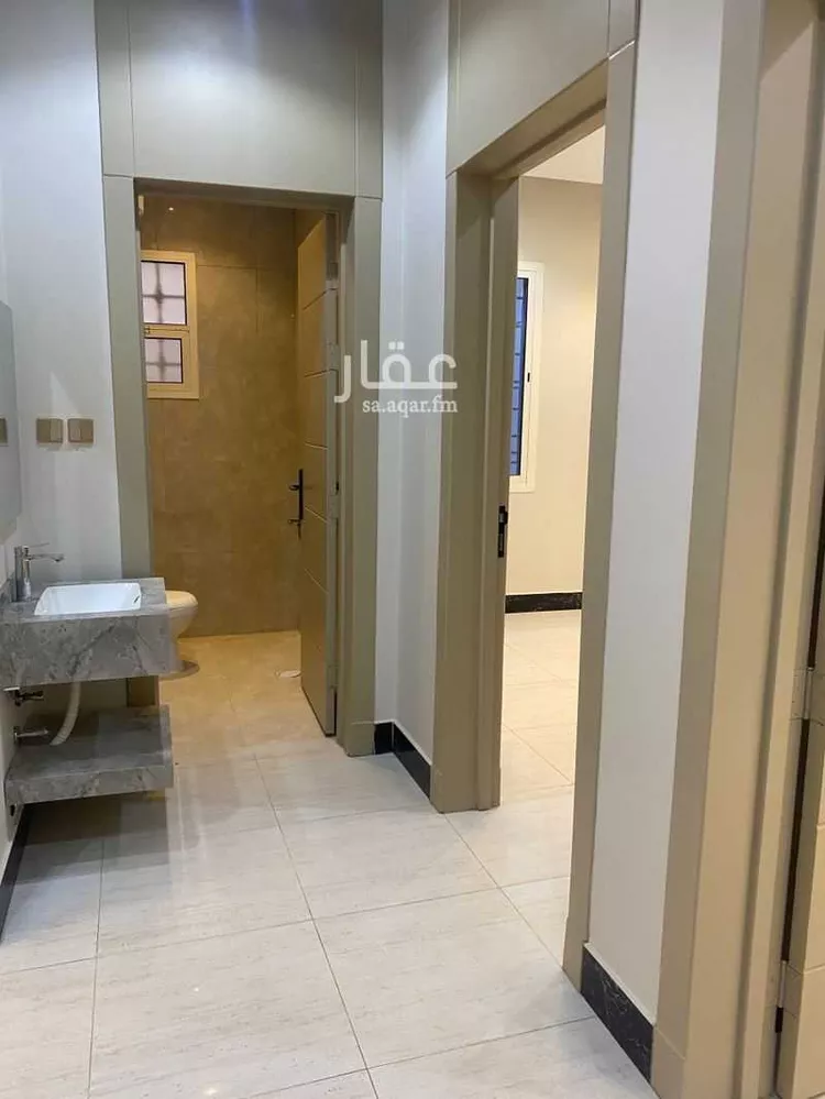 دور للإيجار في شارع عبدالرحمن المكودي ، حي عكاظ ، الرياض ، منطقة الرياض صورة 5