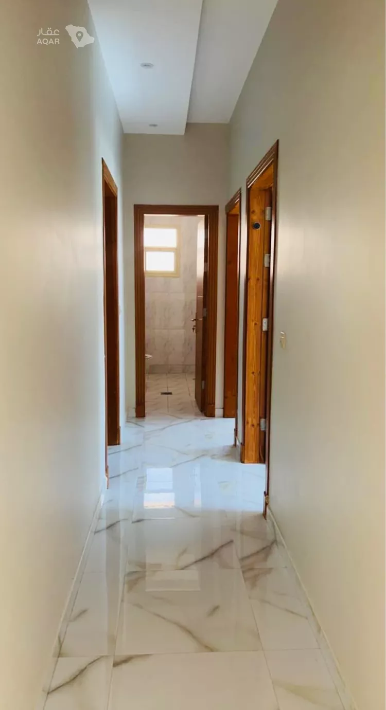 عمارة للبيع في شارع الفواز, حي عرقة, مدينة الرياض, منطقة الرياض صورة 2