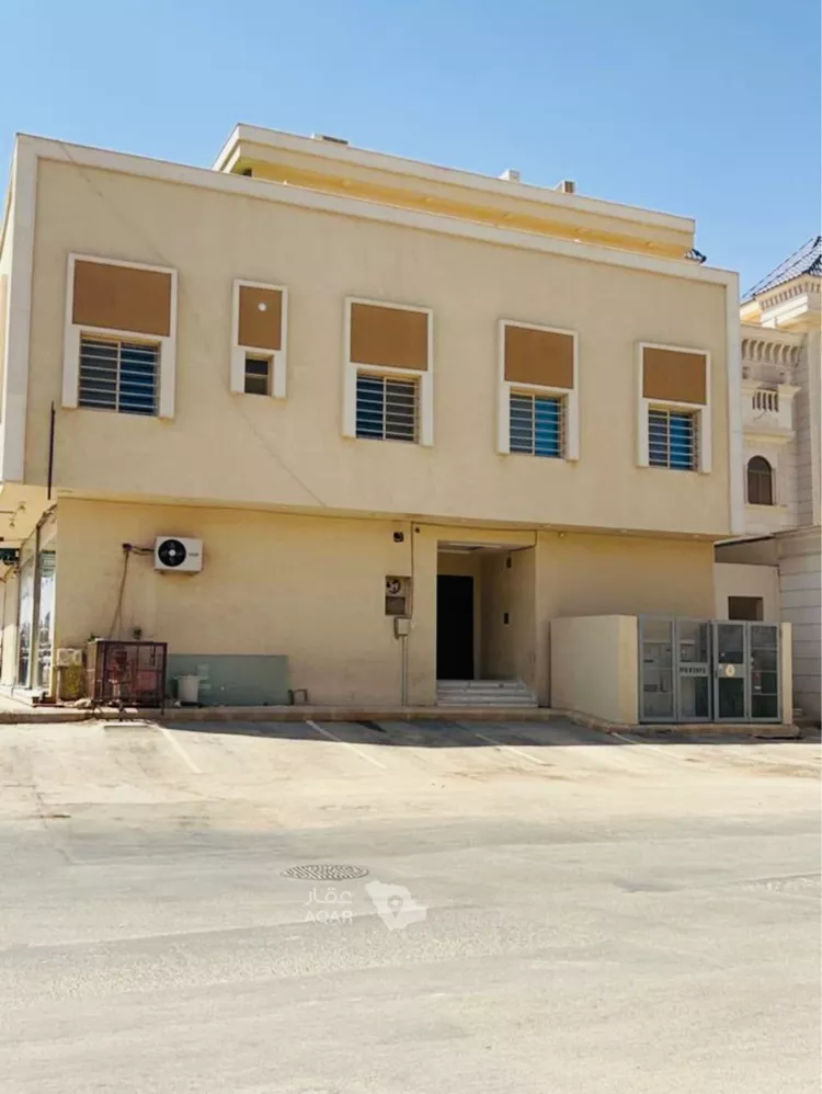 عمارة للبيع في شارع الفواز, حي عرقة, مدينة الرياض, منطقة الرياض