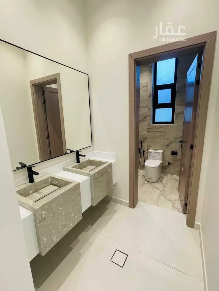 Villa for Sale in Riyadh Al Mahdiyah صورة 4