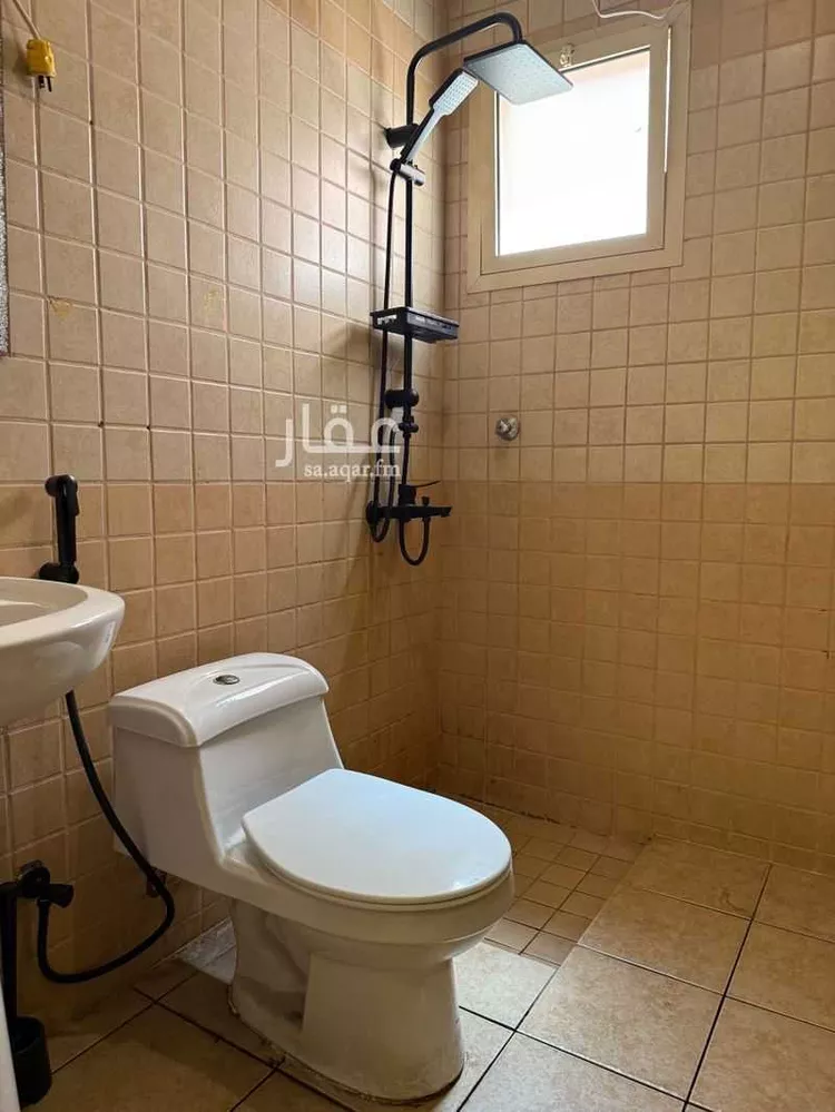 شقة للإيجار في شارع صفوى, حي الخبر الجنوبية, مدينة الخبر, المنطقة الشرقية صورة 5