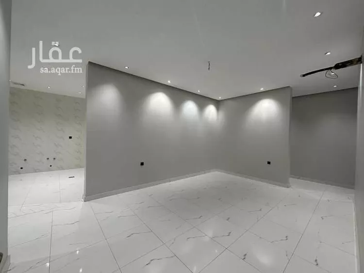 شقة للبيع في شارع المعاليم, حي الورود, مدينة جدة, منطقة مكة المكرمة صورة 3