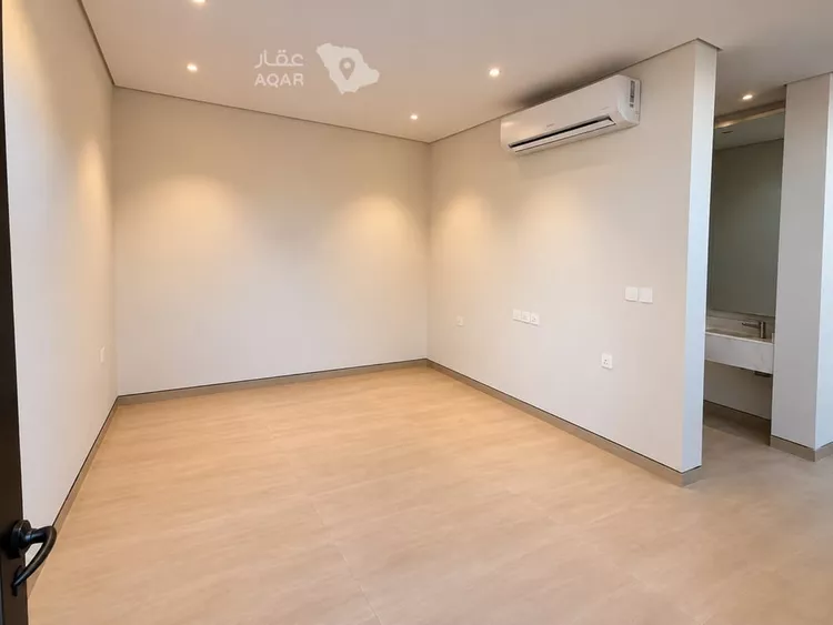 دور للبيع في شارع رقم 323, حي النرجس, مدينة الرياض, منطقة الرياض 8