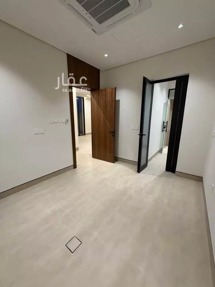 دور للبيع في شارع العينين, حي الورود, مدينة الرياض, منطقة الرياض صورة 4