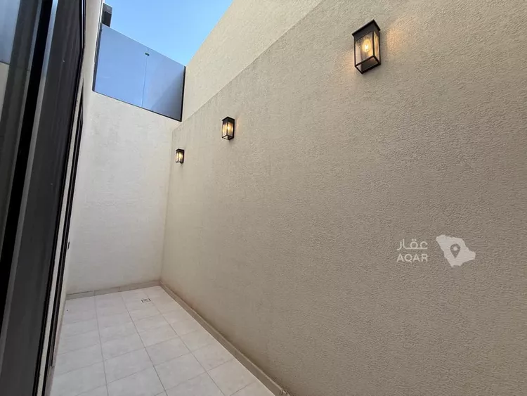 دور للبيع في شارع رقم 323, حي النرجس, مدينة الرياض, منطقة الرياض 5