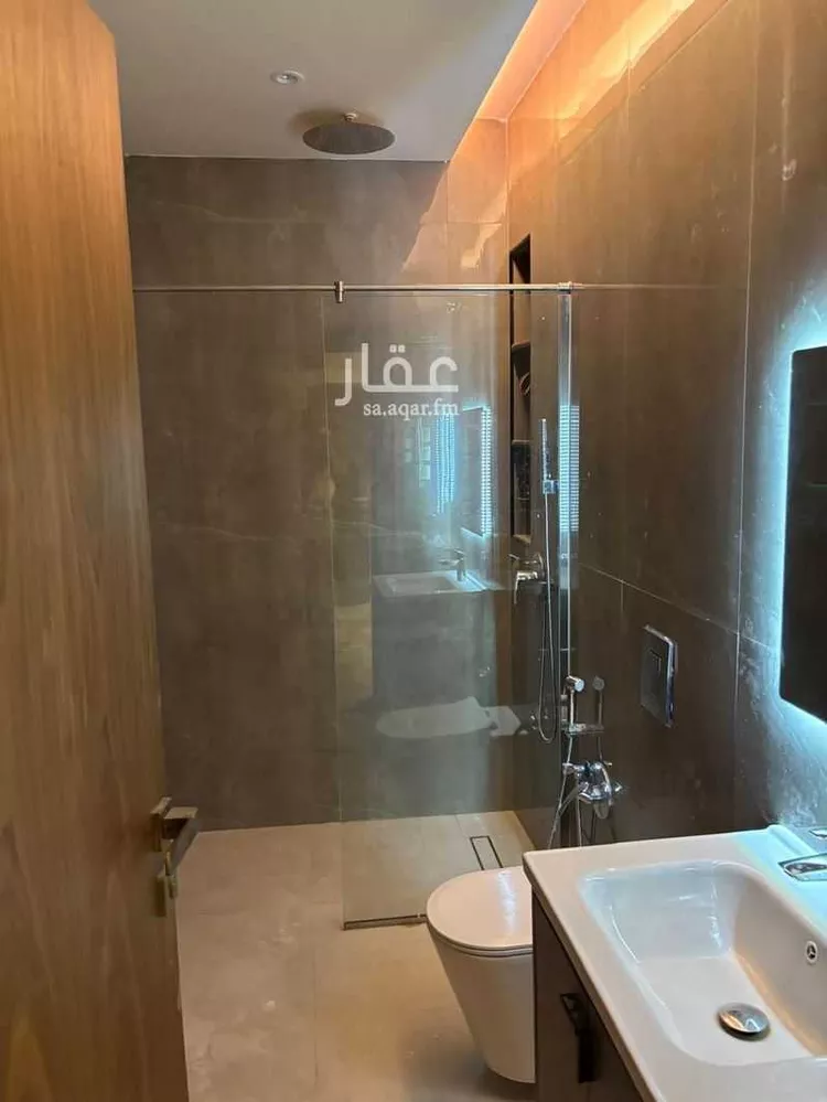 شقة للإيجار في شارع خليفة بن بديع, حي المحمدية, مدينة الرياض, منطقة الرياض 7