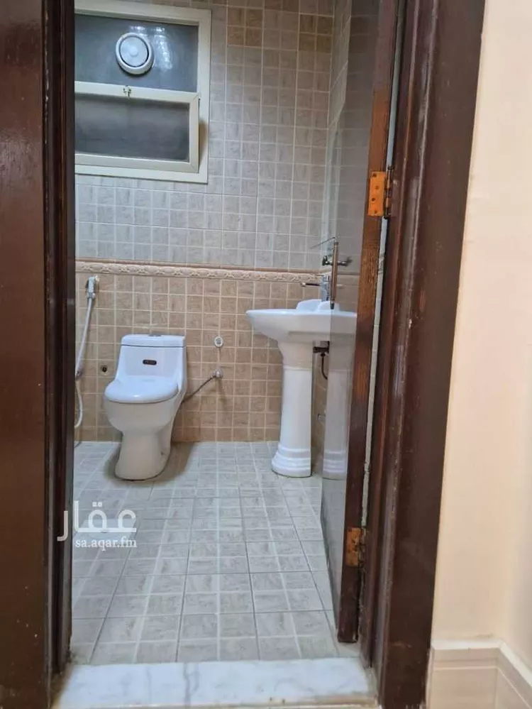 شقة للبيع في شارع الأمير جلوي بن تركي بن عبدالله, حي المروج, مدينة الرياض, منطقة الرياض صورة 3