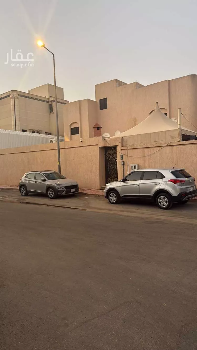 فيلا للبيع في شارع العباس بن غالب ، حي الدريهمية ، الرياض ، منطقة الرياض صورة 2