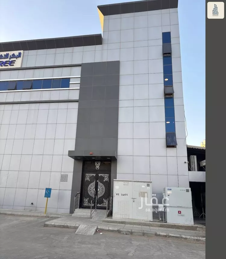 Commercial Office for Rent in Riyadh Al Qirawan