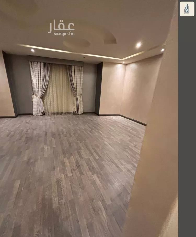 فيلا للبيع في شارع الينبوع, حي الملك عبدالله, مدينة الرياض, منطقة الرياض صورة 3