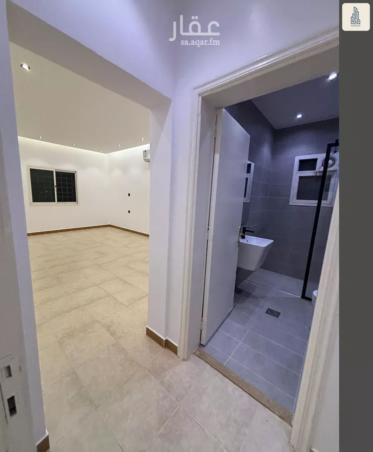 Floor for Rent in Riyadh Al Mughrizat صورة 3
