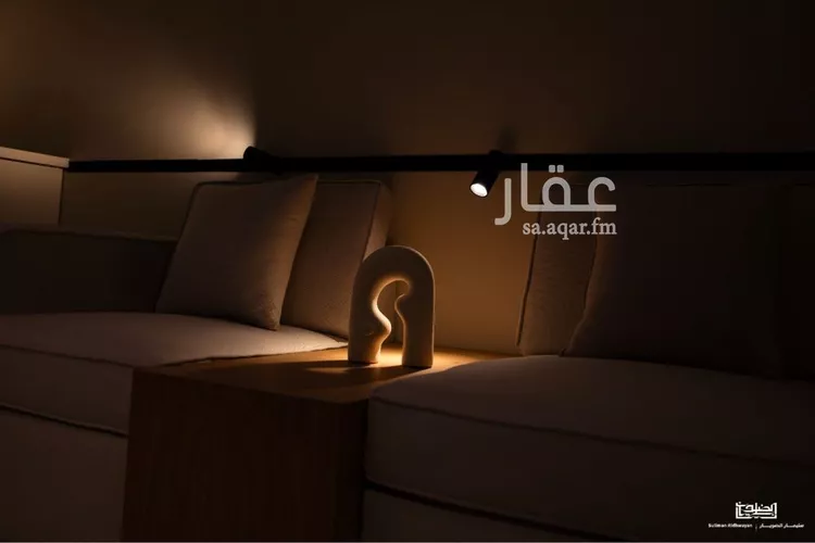 فيلا للإيجار في شارع أبي الحسن الزنبقي, حي عرقة, مدينة الرياض, منطقة الرياض صورة 2