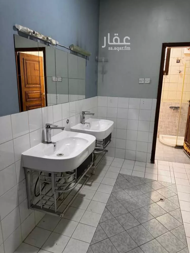 فيلا للإيجار في شارع المستنصر الأموي, حي المصيف, مدينة الرياض, منطقة الرياض صورة 4
