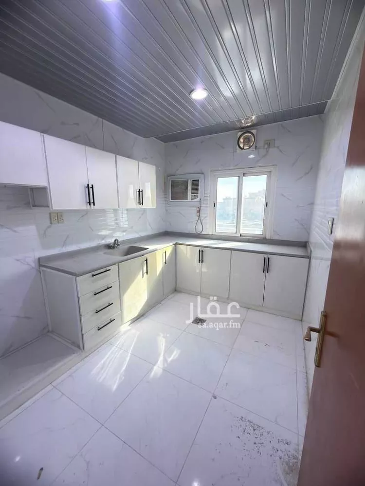 شقة للإيجار في شارع طريق عمر بن عبد العزيز الفرعي, حي المحمدية, مدينة الدمام, المنطقة الشرقية صورة 2