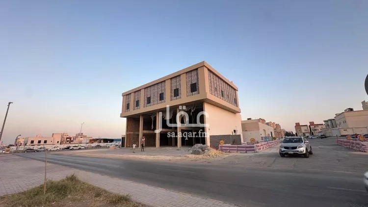 عمارة للإيجار في شارع نجم الدين الايوبي, حي طويق, مدينة الرياض, منطقة الرياض صورة 2