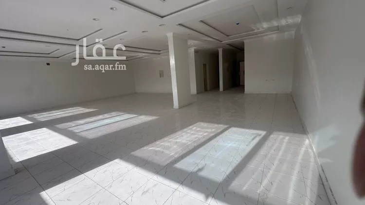 Commercial Office for Rent in Riyadh Tuwaiq صورة 3