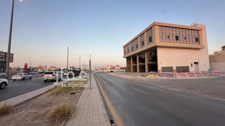 عمارة للإيجار في شارع نجم الدين الايوبي, حي طويق, مدينة الرياض, منطقة الرياض 6