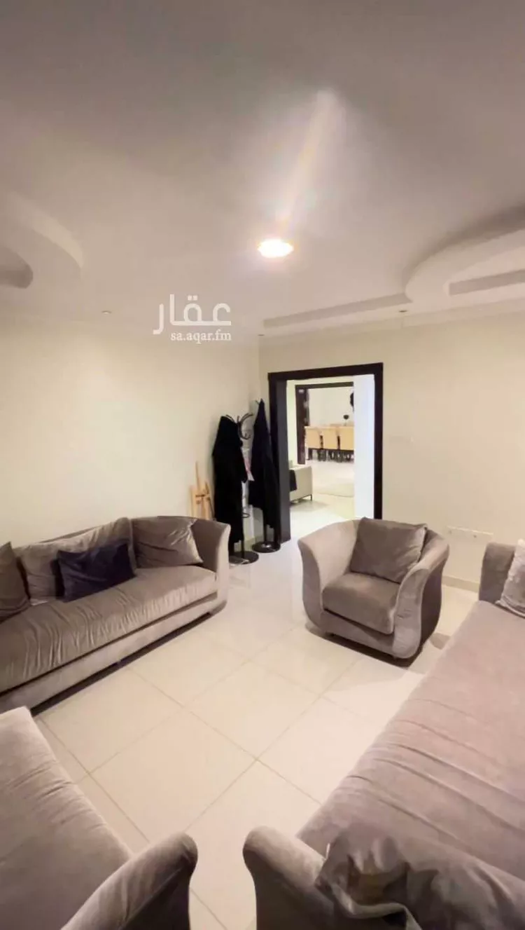 فيلا للبيع في شارع الغزوة, حي الربيع, مدينة الرياض, منطقة الرياض 6