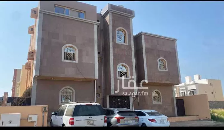 عمارة للبيع في شارع عدي ابن زيد العبادي, حي السويس 1, مدينة جازان, منطقة جازان