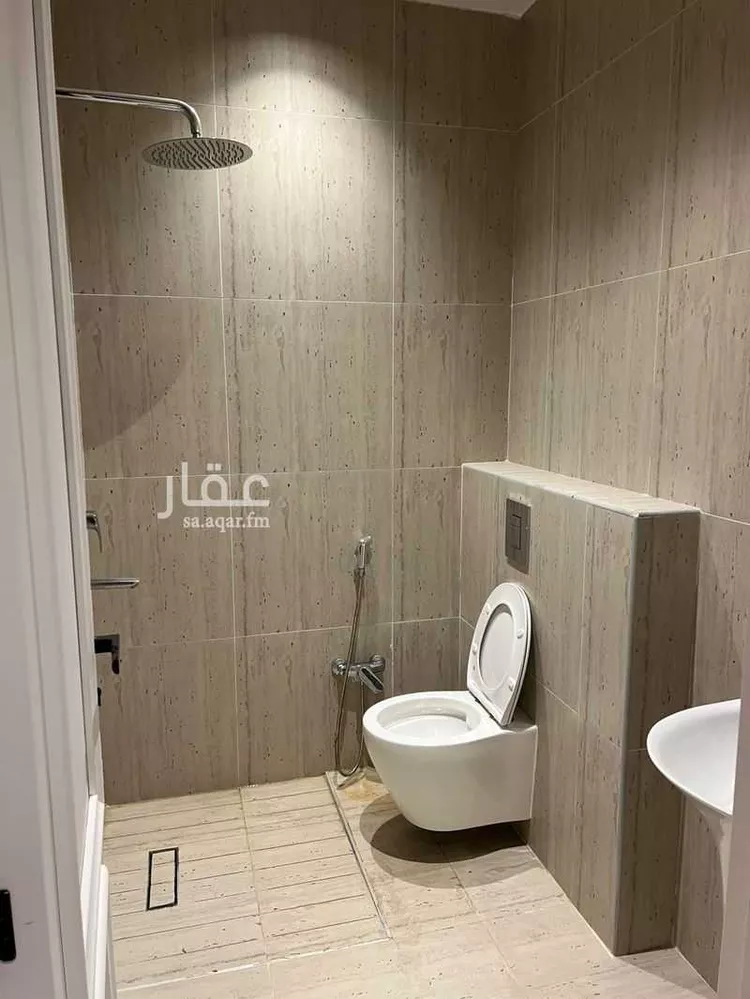 شقة للإيجار في شارع محمد بن ناصر المبارك, حي عرقة, مدينة الرياض, منطقة الرياض صورة 5