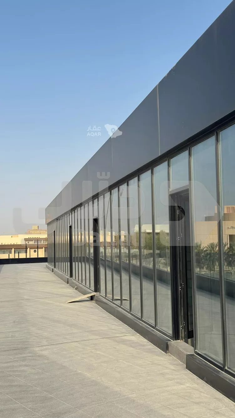مكتب تجاري للإيجار في شارع الملك عبدالعزيز ابن عبدالرحمن سعود, حي الربيع, مدينة الرياض, منطقة الرياض 21