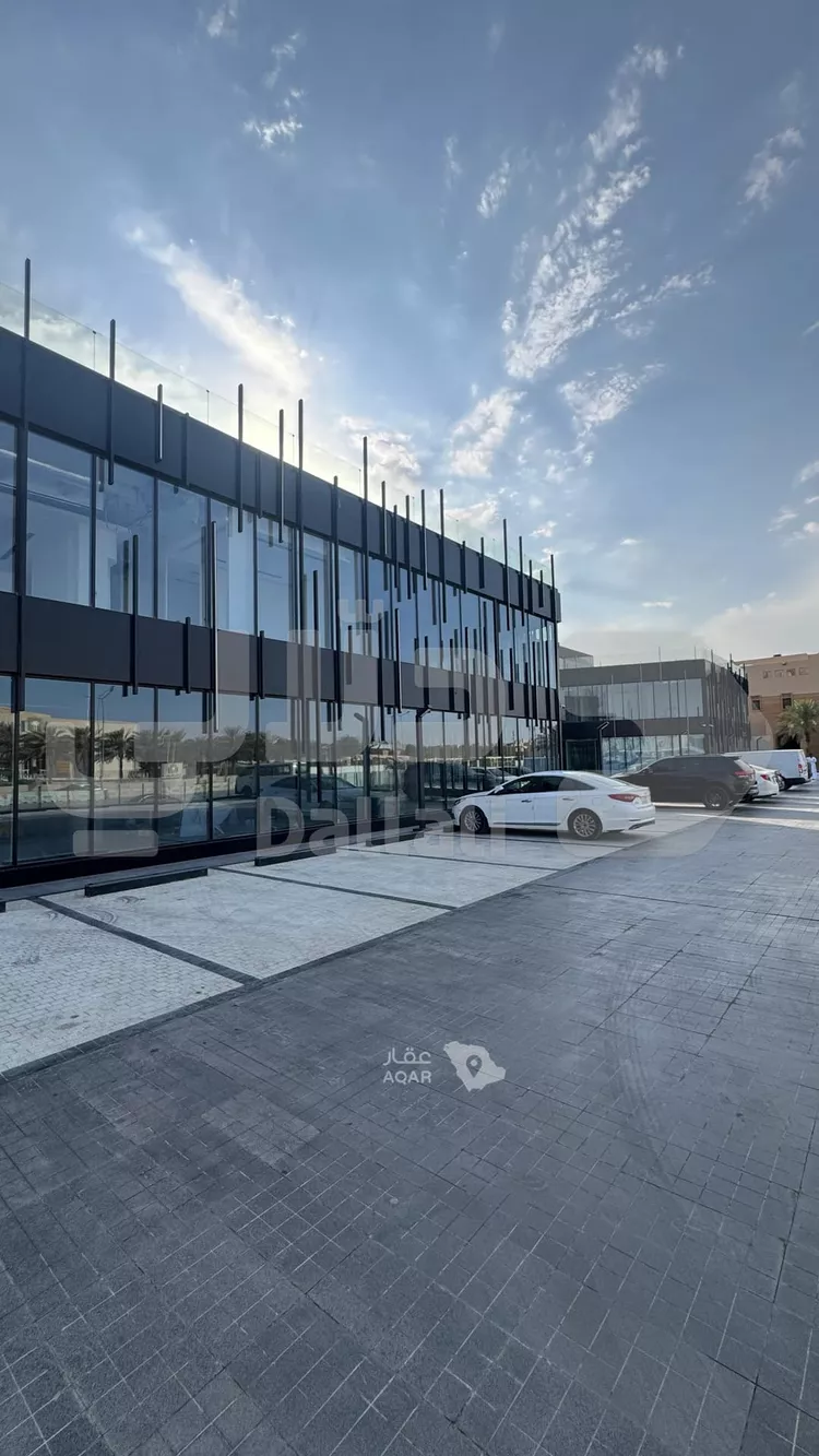 مكتب تجاري للإيجار في شارع الملك عبدالعزيز ابن عبدالرحمن سعود, حي الربيع, مدينة الرياض, منطقة الرياض صورة 3