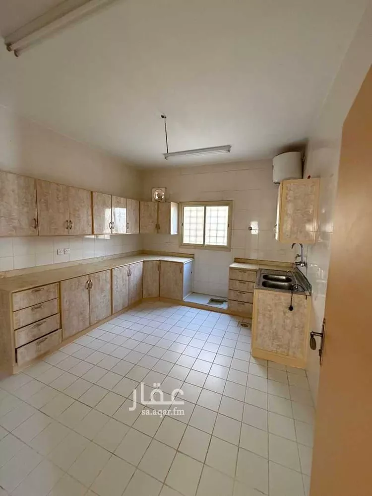 Villa for Rent in Thadiq Ad Deerah Al Kadimah