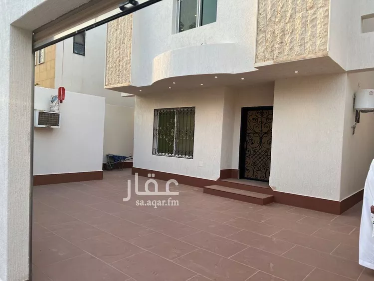 فيلا للإيجار في شارع الفيروز, حي الربيع, مدينة الرياض, منطقة الرياض