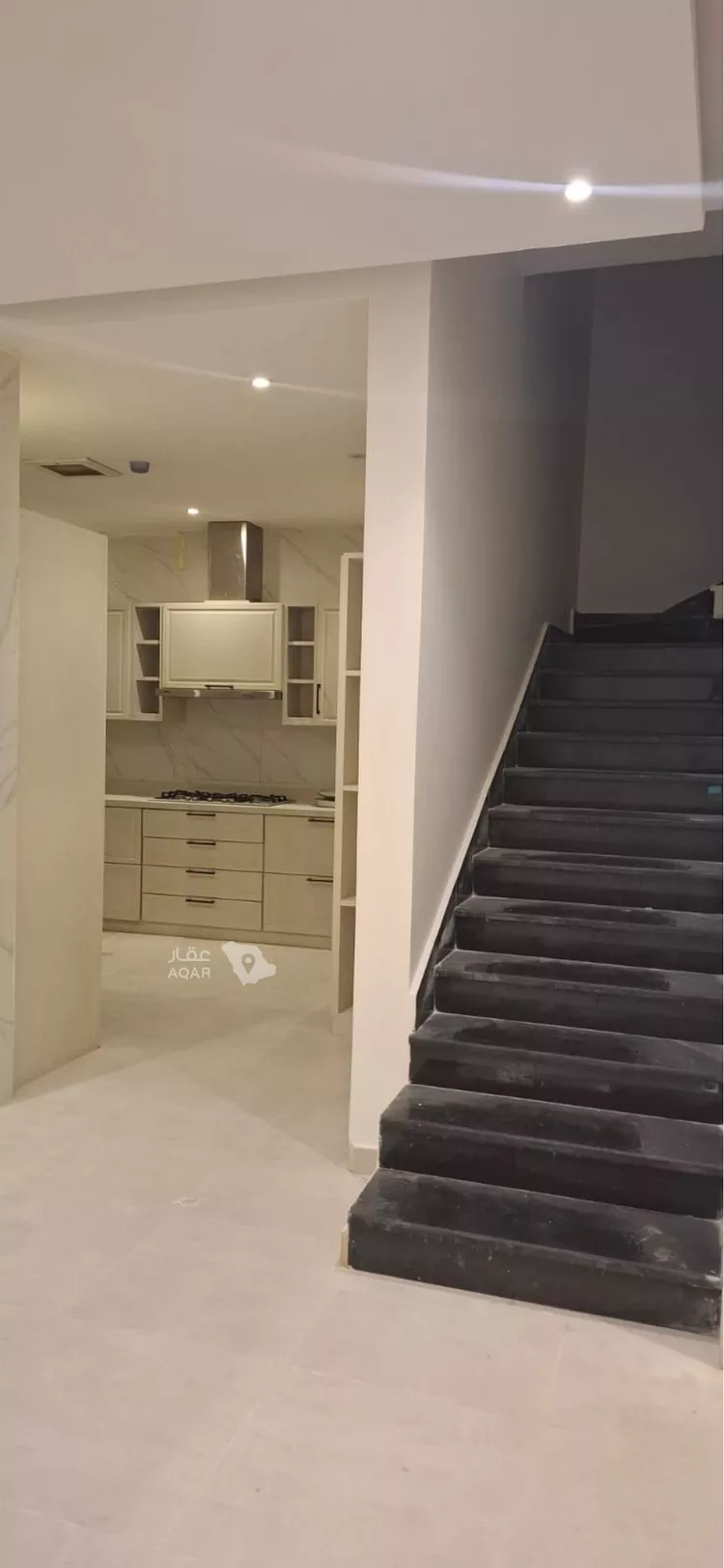 Floor for Rent in Riyadh Al Yasmin 13