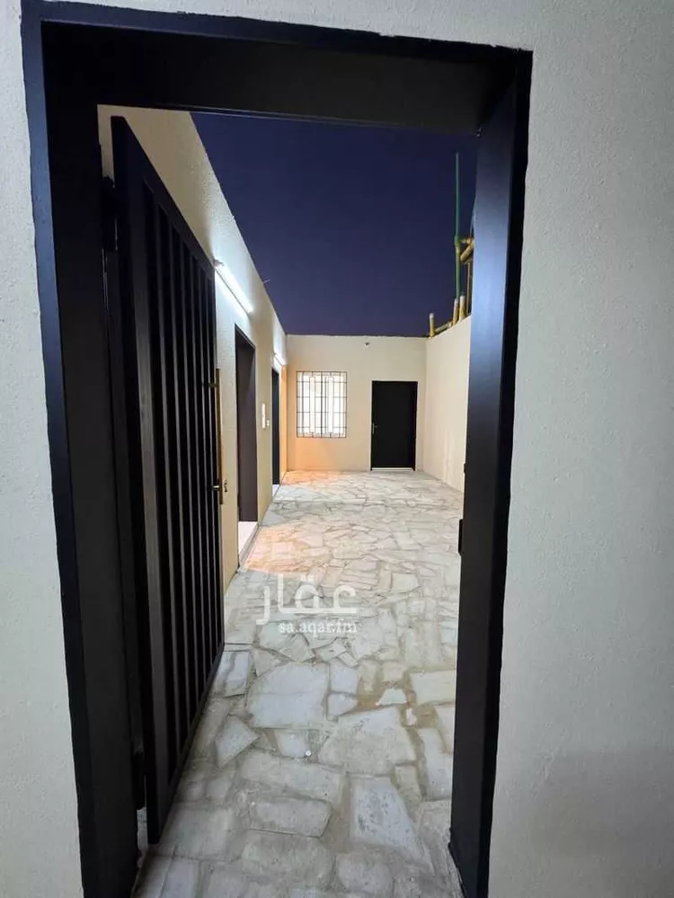 استراحة للإيجار في شارع  جبل عماية, حي عريض, مدينة الرياض, منطقة الرياض