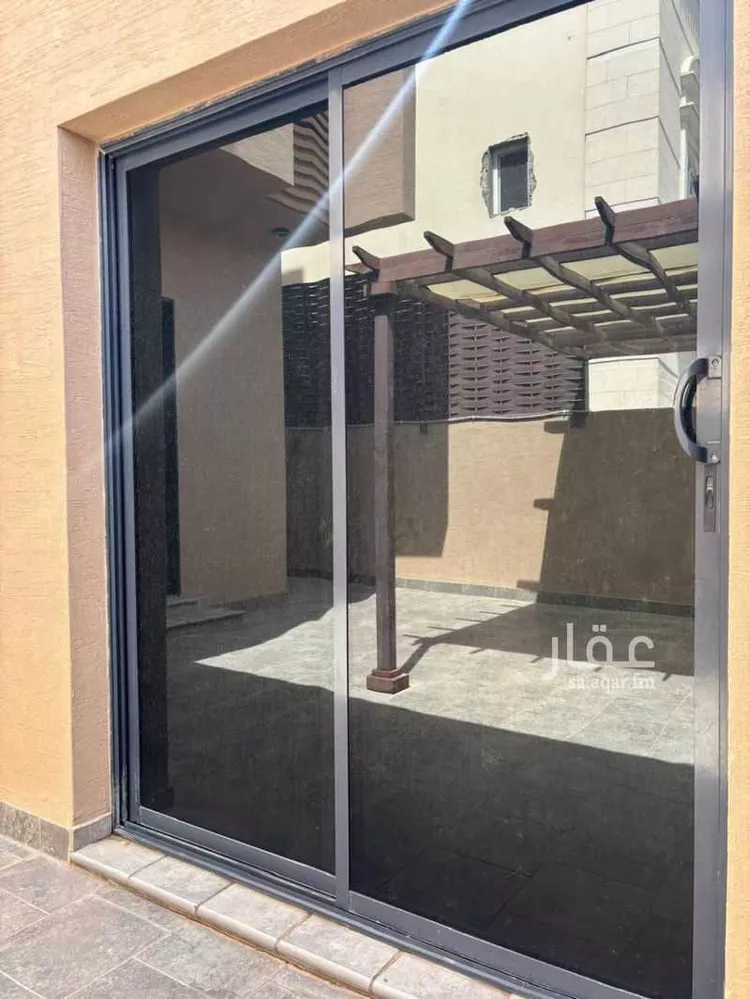 فيلا للإيجار في شارع رقم 482, حي الملقا, مدينة الرياض, منطقة الرياض