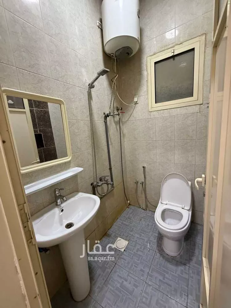 شقة للإيجار في شارع شارع حصين بن الحارث, حي الروضة, مدينة الجبيل, المنطقة الشرقية صورة 2