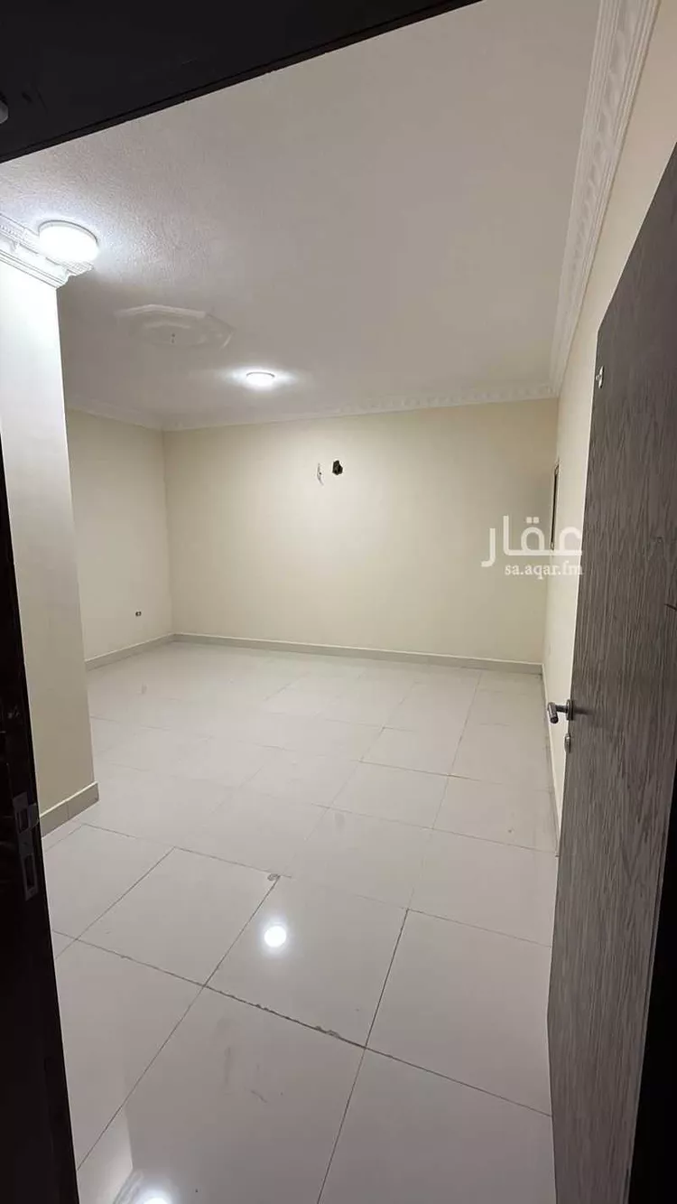 شقة للإيجار في شارع شارع حصين بن الحارث, حي الروضة, مدينة الجبيل, المنطقة الشرقية صورة 2