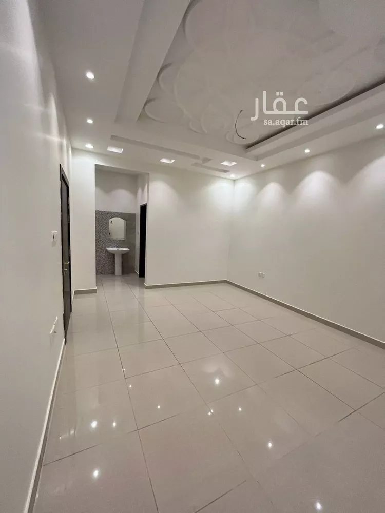 فيلا للإيجار في شارع رقم 551, حي النرجس, مدينة الرياض, منطقة الرياض صورة 5