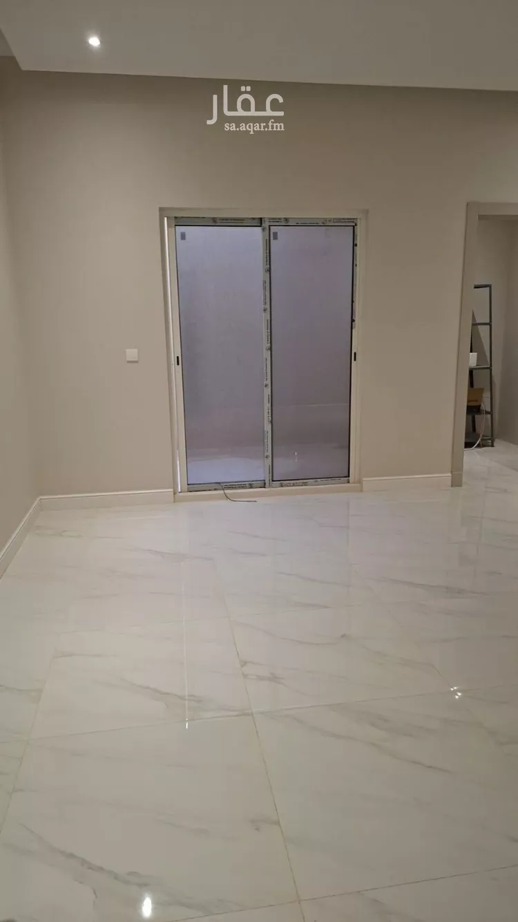دور للإيجار في شارع بهاء الدين زهير, حي المهدية, مدينة الرياض, منطقة الرياض 14