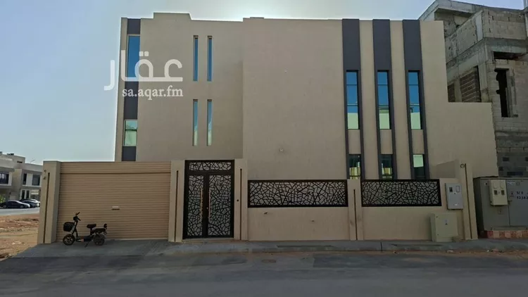Floor for Rent in Riyadh Al Mahdiyah صورة 2