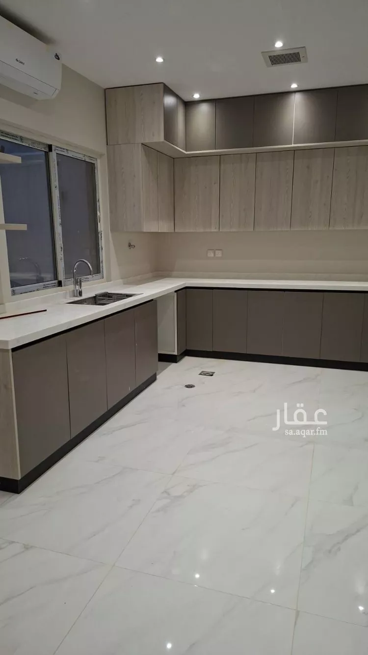 دور للإيجار في شارع بهاء الدين زهير, حي المهدية, مدينة الرياض, منطقة الرياض 17