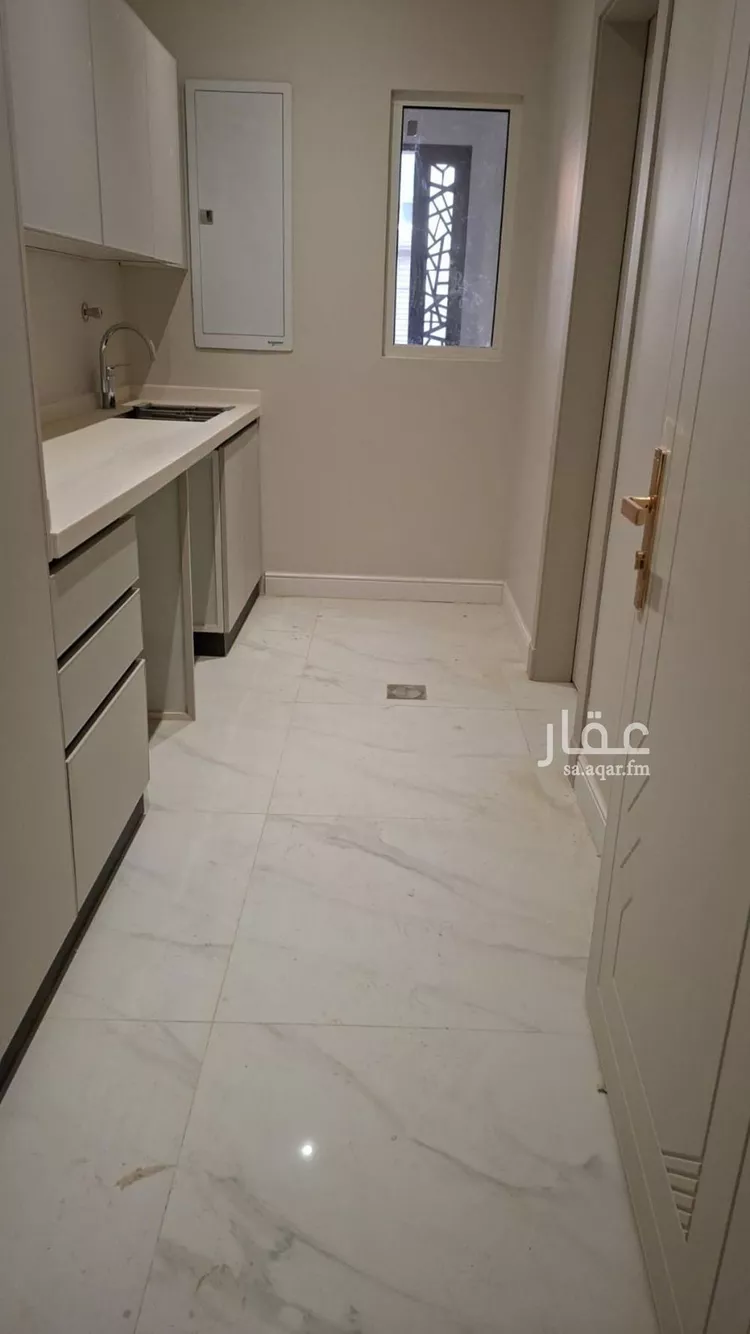 دور للإيجار في شارع بهاء الدين زهير, حي المهدية, مدينة الرياض, منطقة الرياض صورة 5