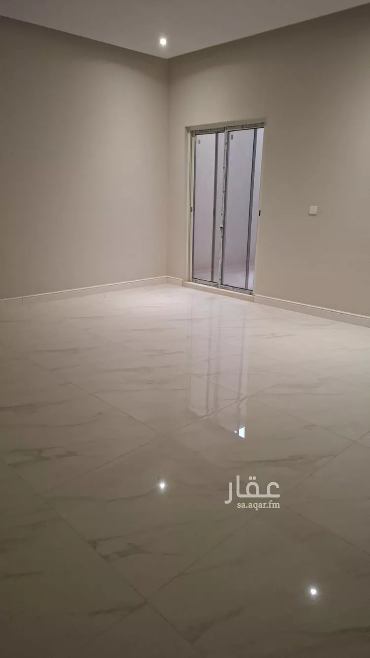 دور للإيجار في شارع بهاء الدين زهير, حي المهدية, مدينة الرياض, منطقة الرياض 12