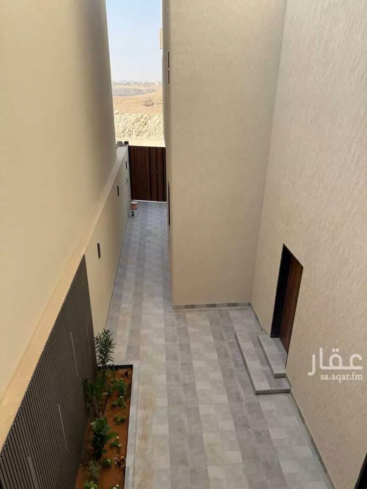 فيلا للبيع في شارع محمد بن عبدالعزيز بن هيزع ، حي المهدية ، الرياض ، منطقة الرياض صورة 4