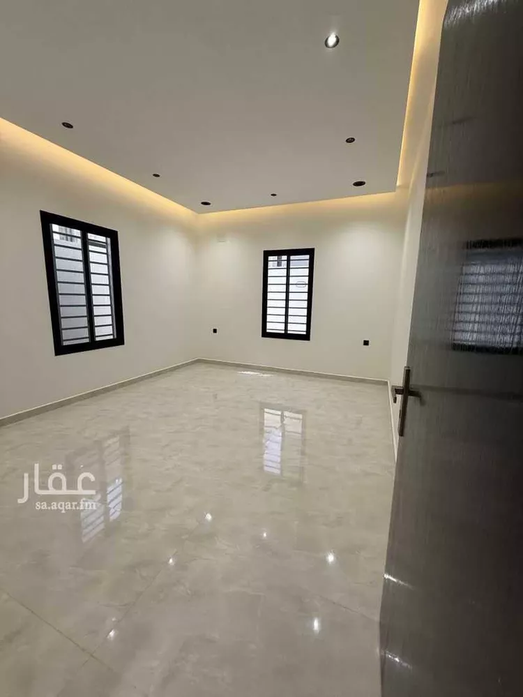 دور للبيع في شارع النهضة 81, حي النهضة, مدينة احد رفيده, منطقة عسير صورة 5