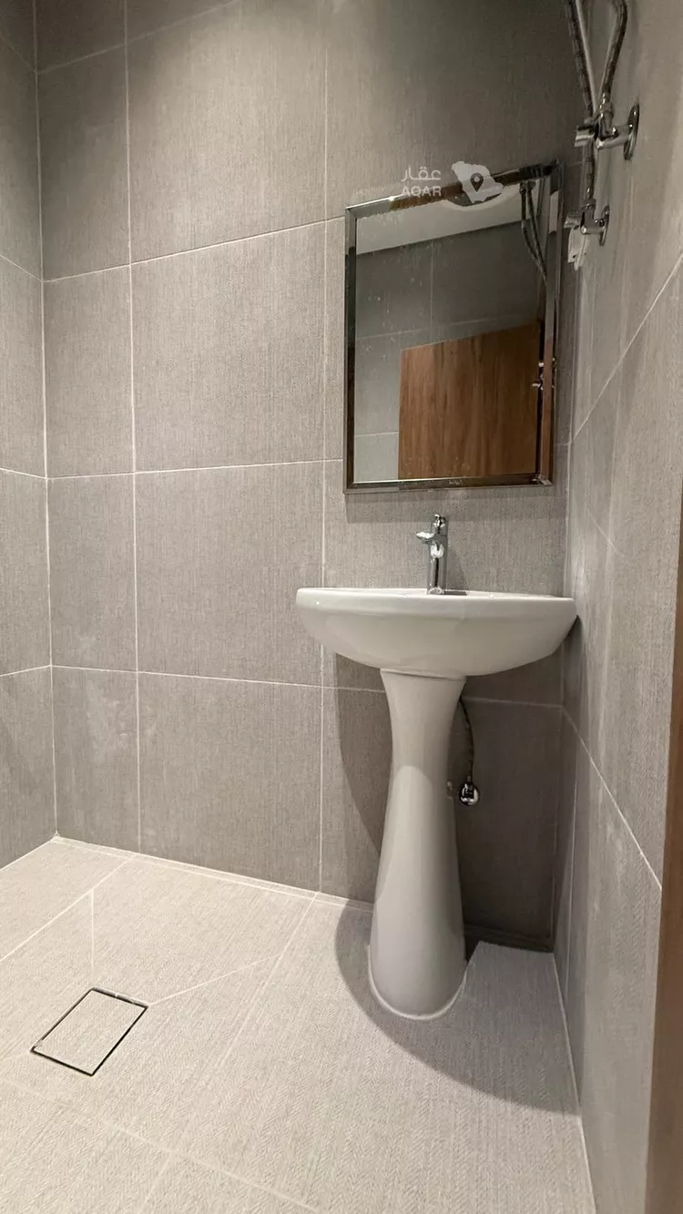 Building for Rent in Khamis Mushait Al Wahah 12