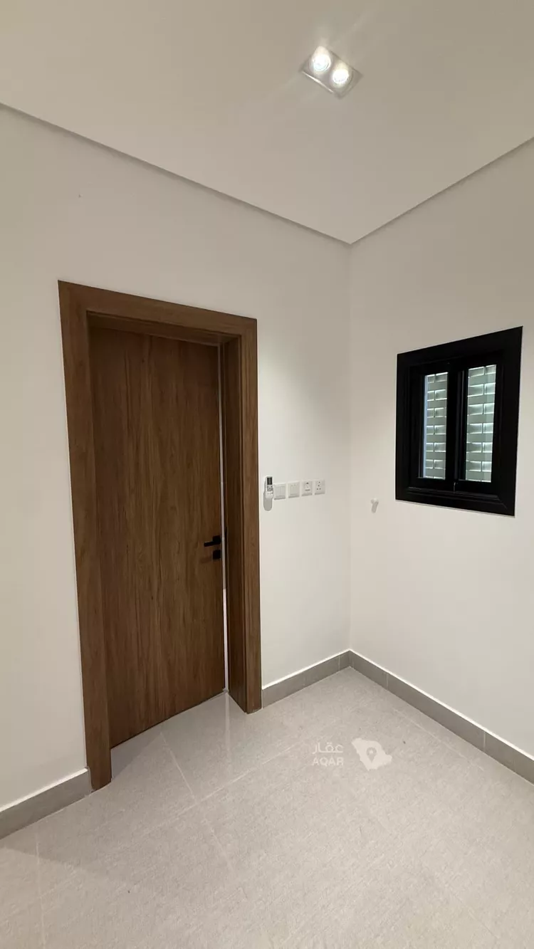 Building for Rent in Khamis Mushait Al Wahah 16