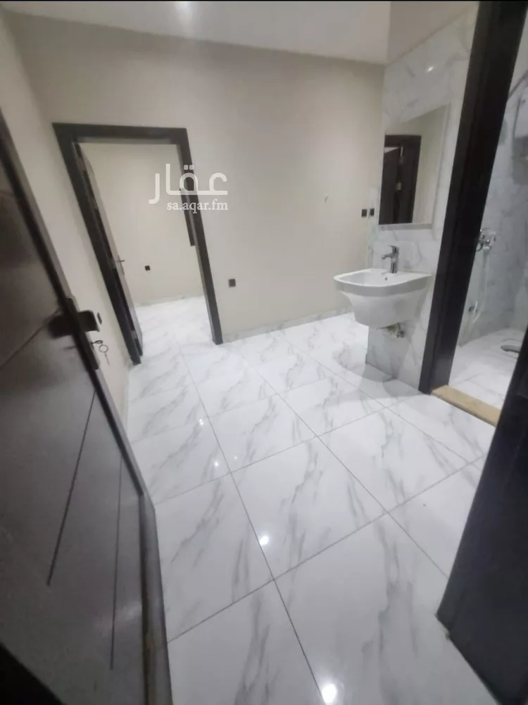 شقة للإيجار في شارع حي ابن ثعلبة ابن الهون, حي مريخ, مدينة جدة, منطقة مكة المكرمة