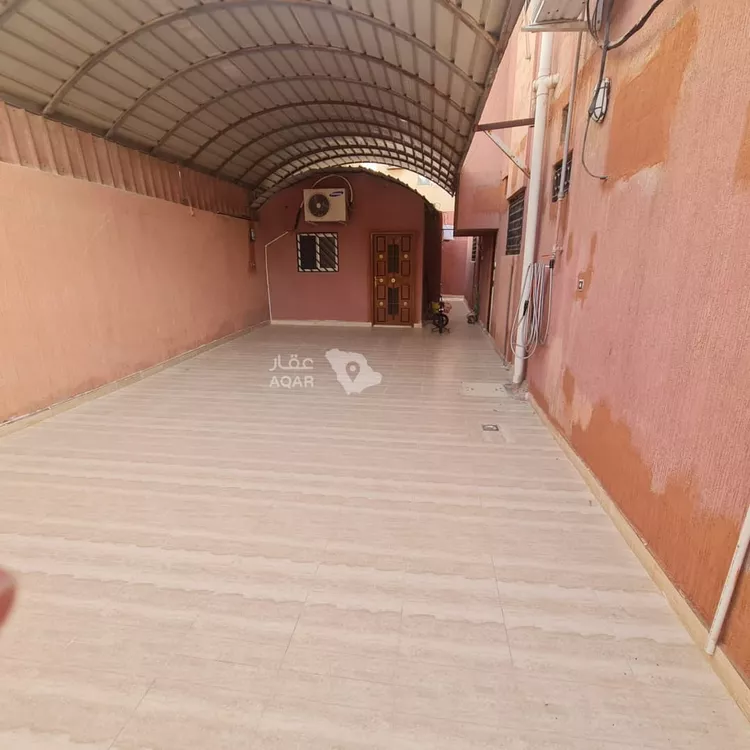 Villa for Sale in Riyadh Al Malaz 3