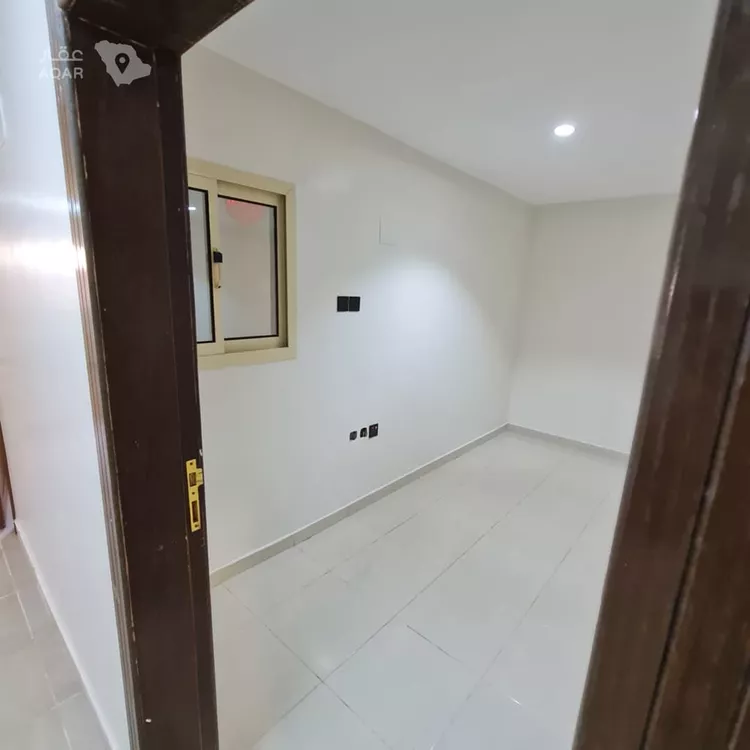 Villa for Sale in Riyadh Al Malaz 11